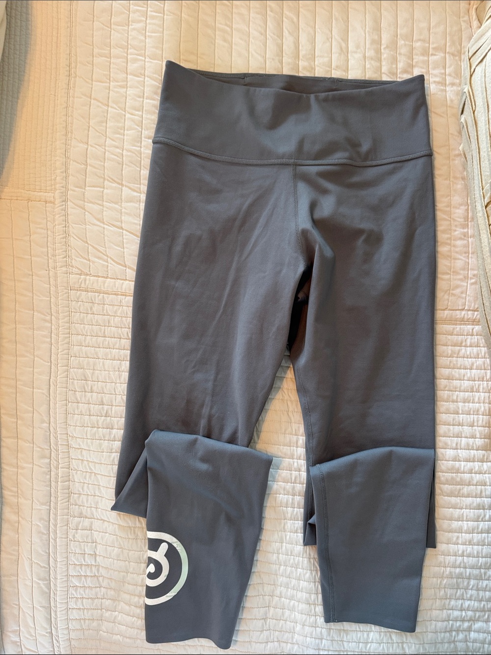 Peloton Gray Active Leggings with Reflective Logo